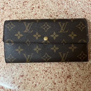 Luis Vuitton Wallet